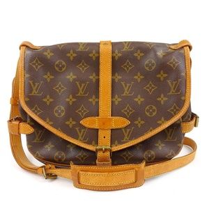 Louis Vuitton Saumur 30 Messenger Bag